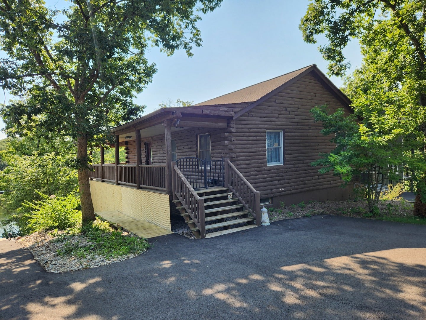 24 Magnolia Drive — photo