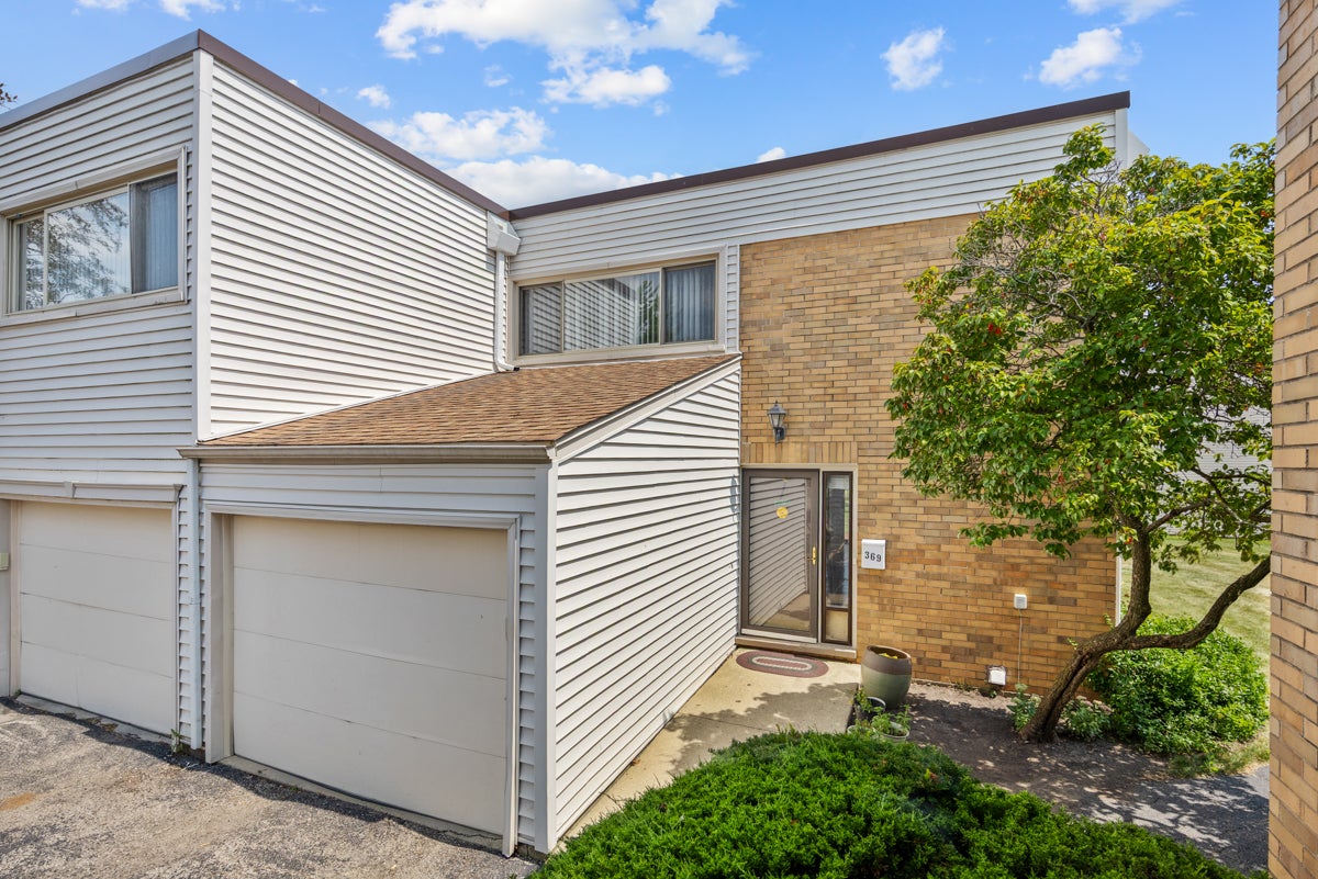 369 Cedar Tree Court — photo