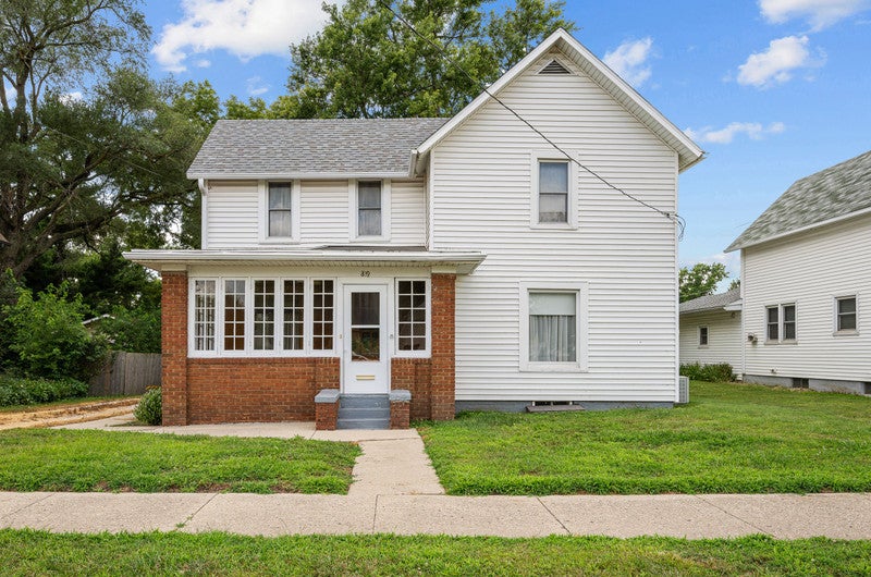 819 N Elm Street — photo