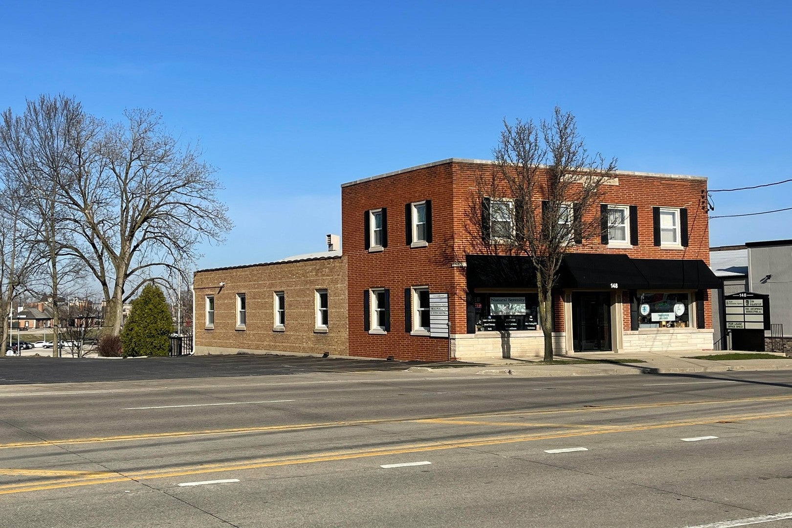 148 S Northwest Highway 103 — photo
