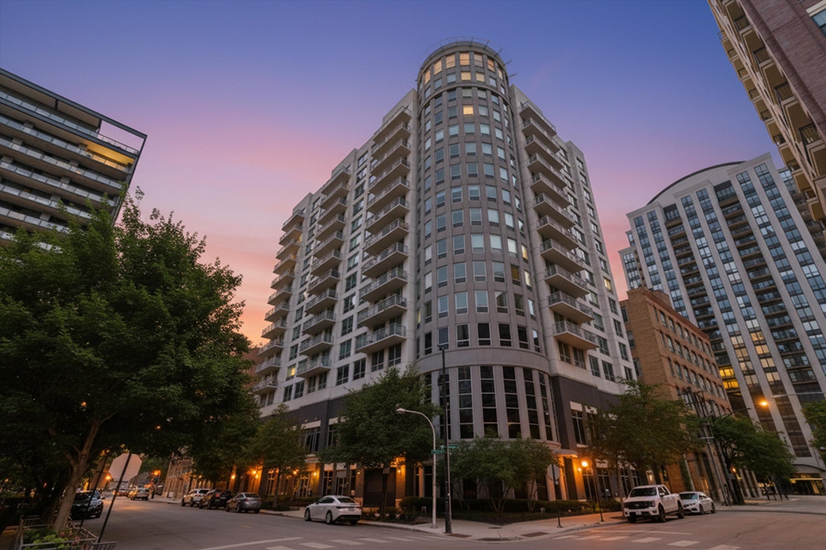 421 W Huron Street 1009 — photo