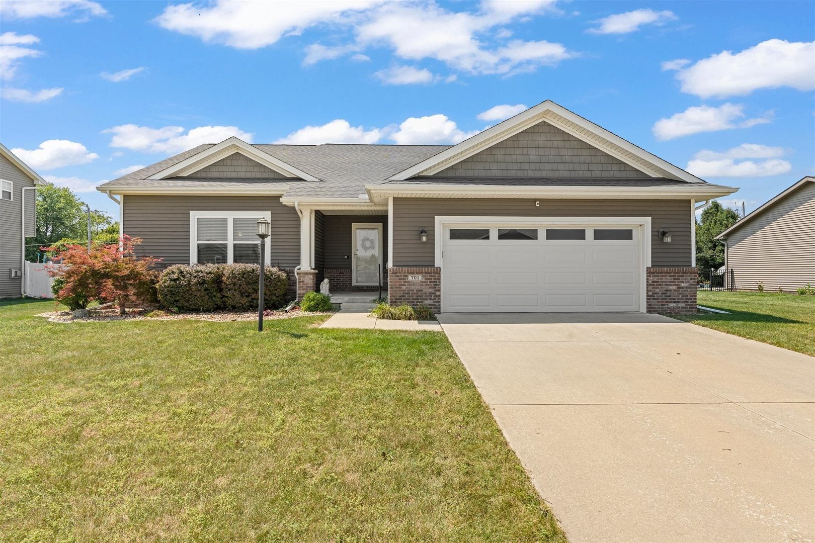 701 Red Bud Drive — photo