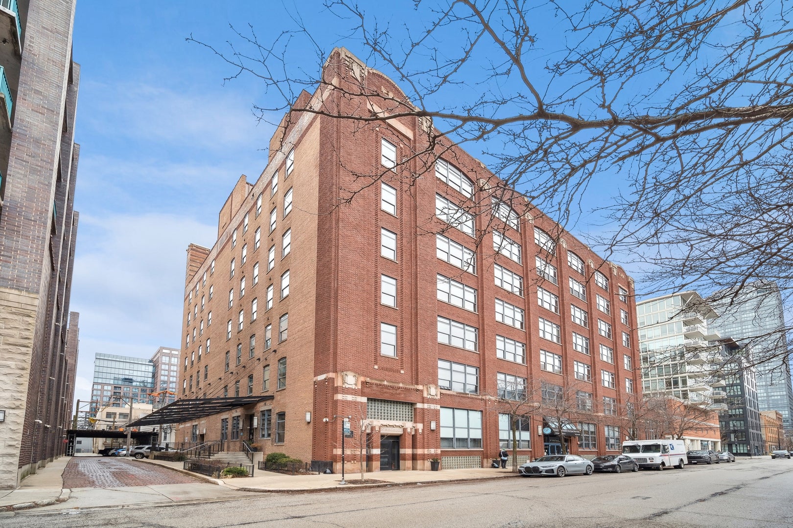 14 N Peoria Street 2C — photo