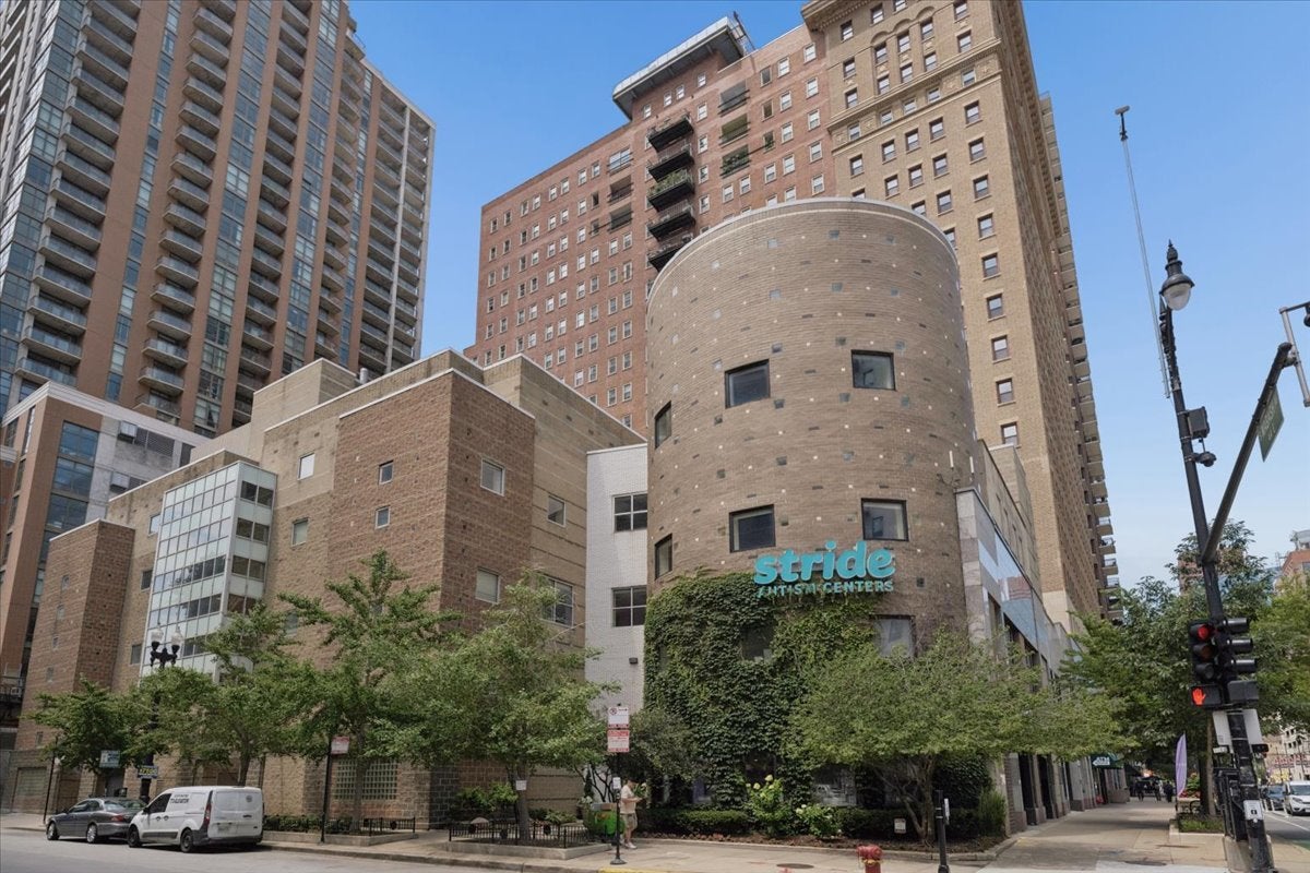 40 E 9th Street 1512 — photo