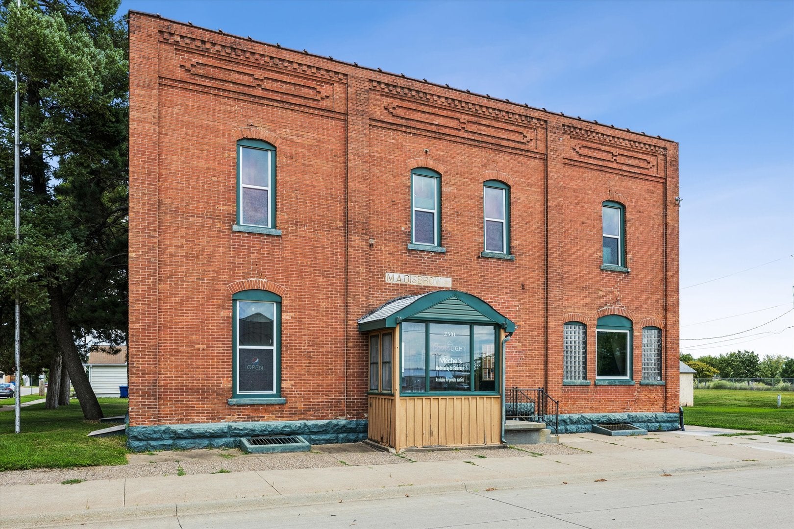 2301 Mckinley Street — photo