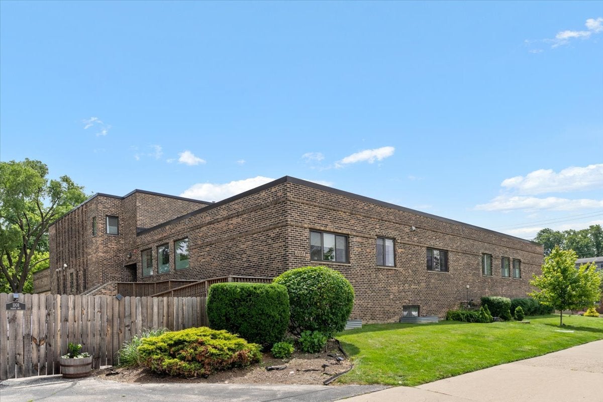 1101 Dodge Avenue 204 — photo