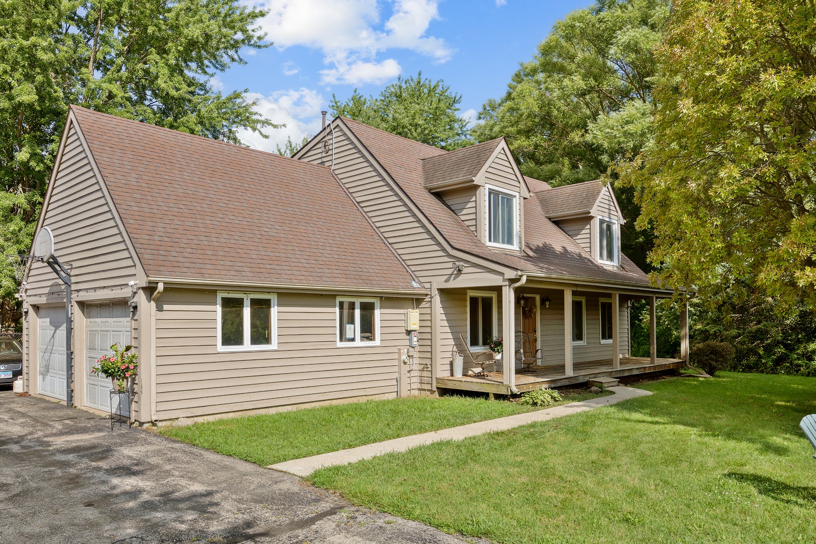 0N555 Pondview Court — photo
