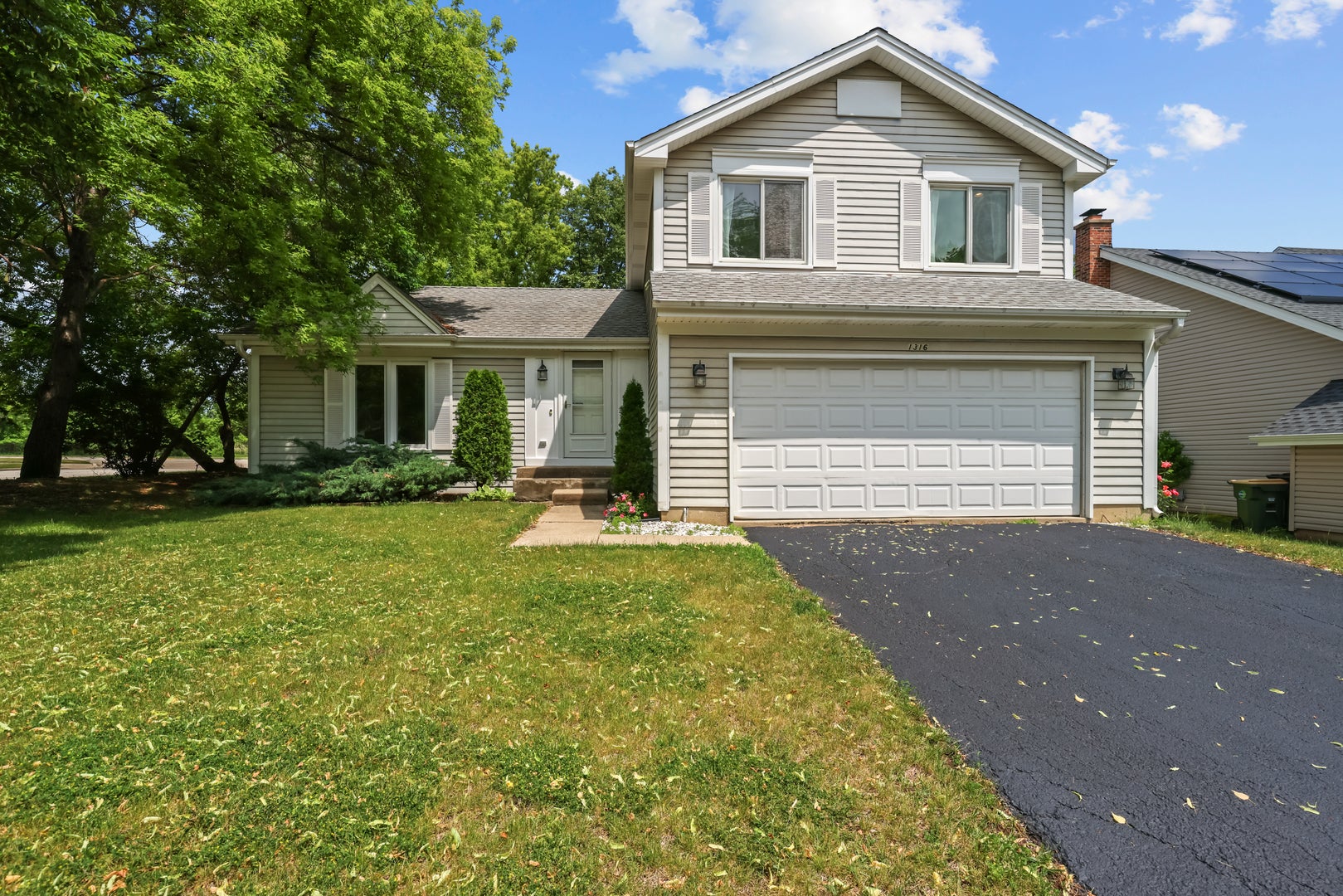 1316 W Meade Lane — photo