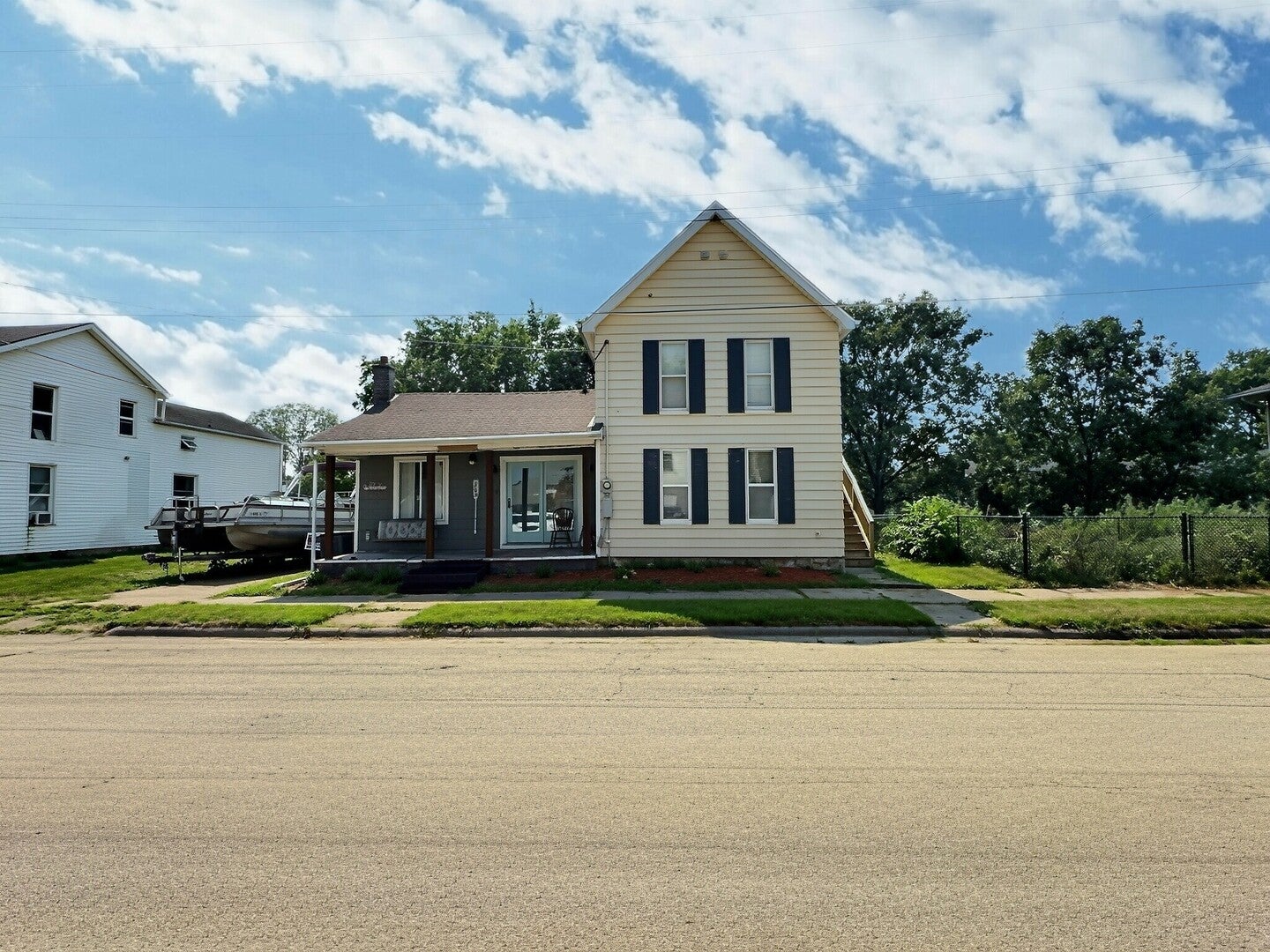 706 Pearl Street — photo