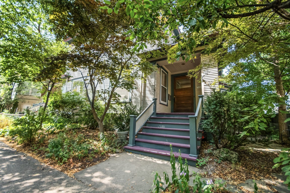 413 Dempster Street — photo