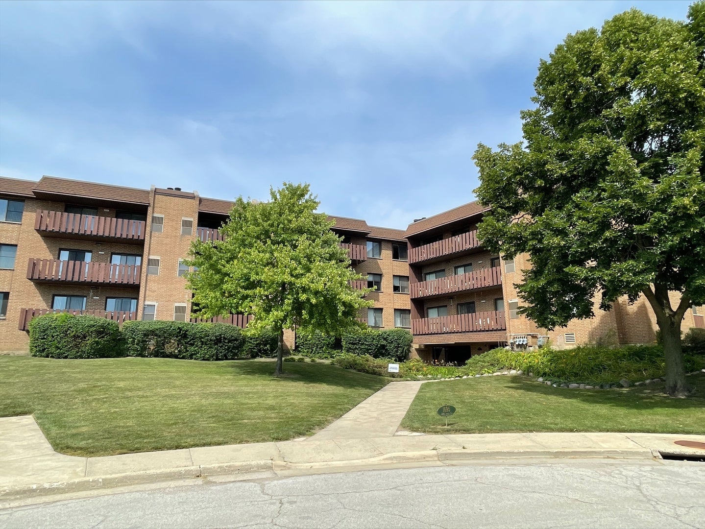 1655 Lake Cook Road 343 — photo