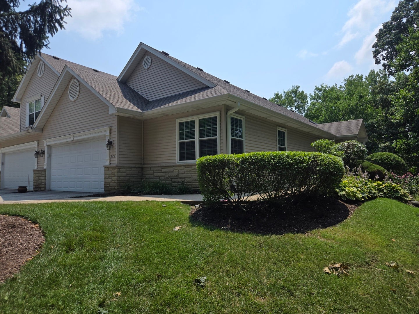 927 Treeline Court — photo
