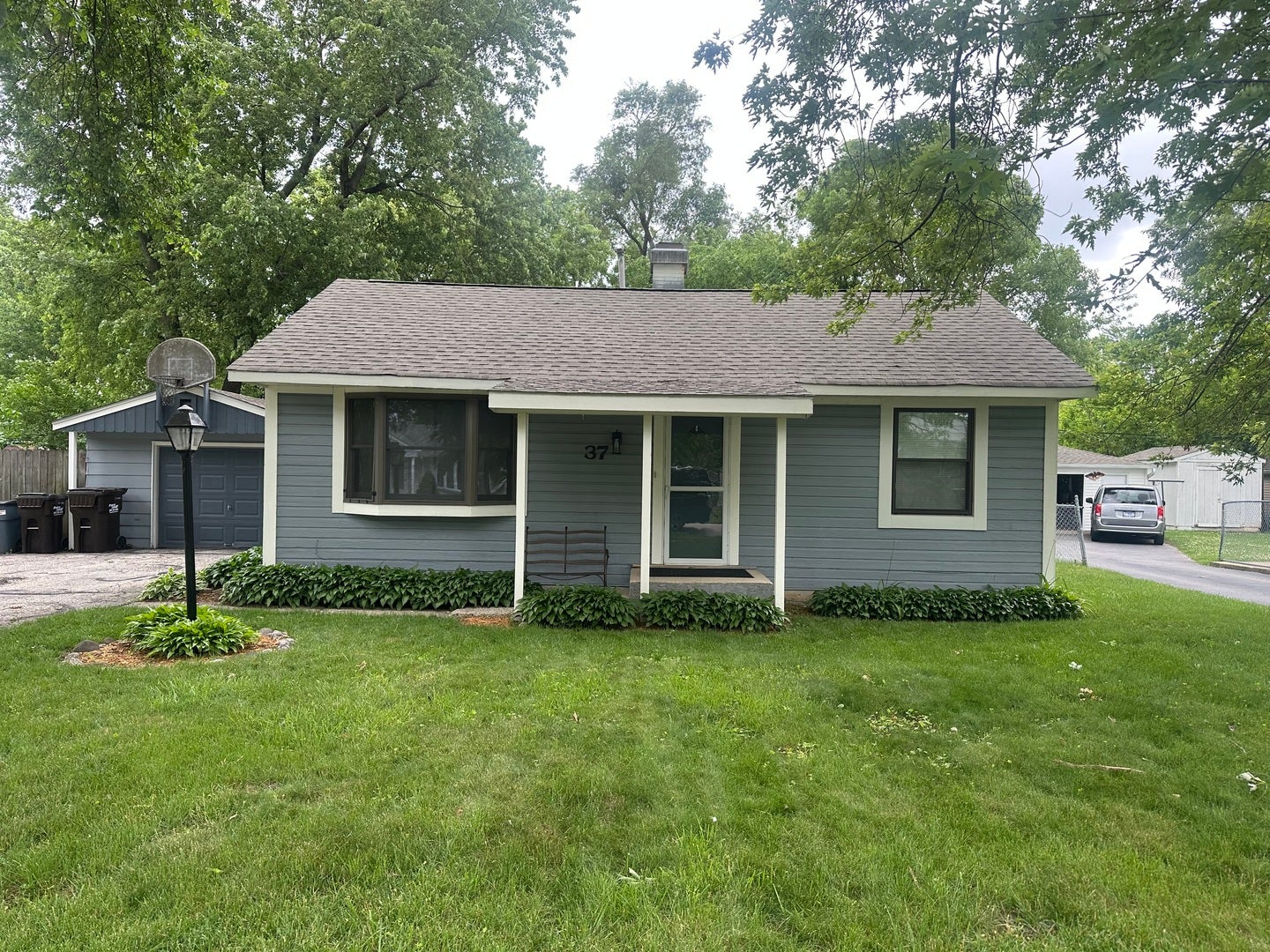 37 S Heather Drive — photo