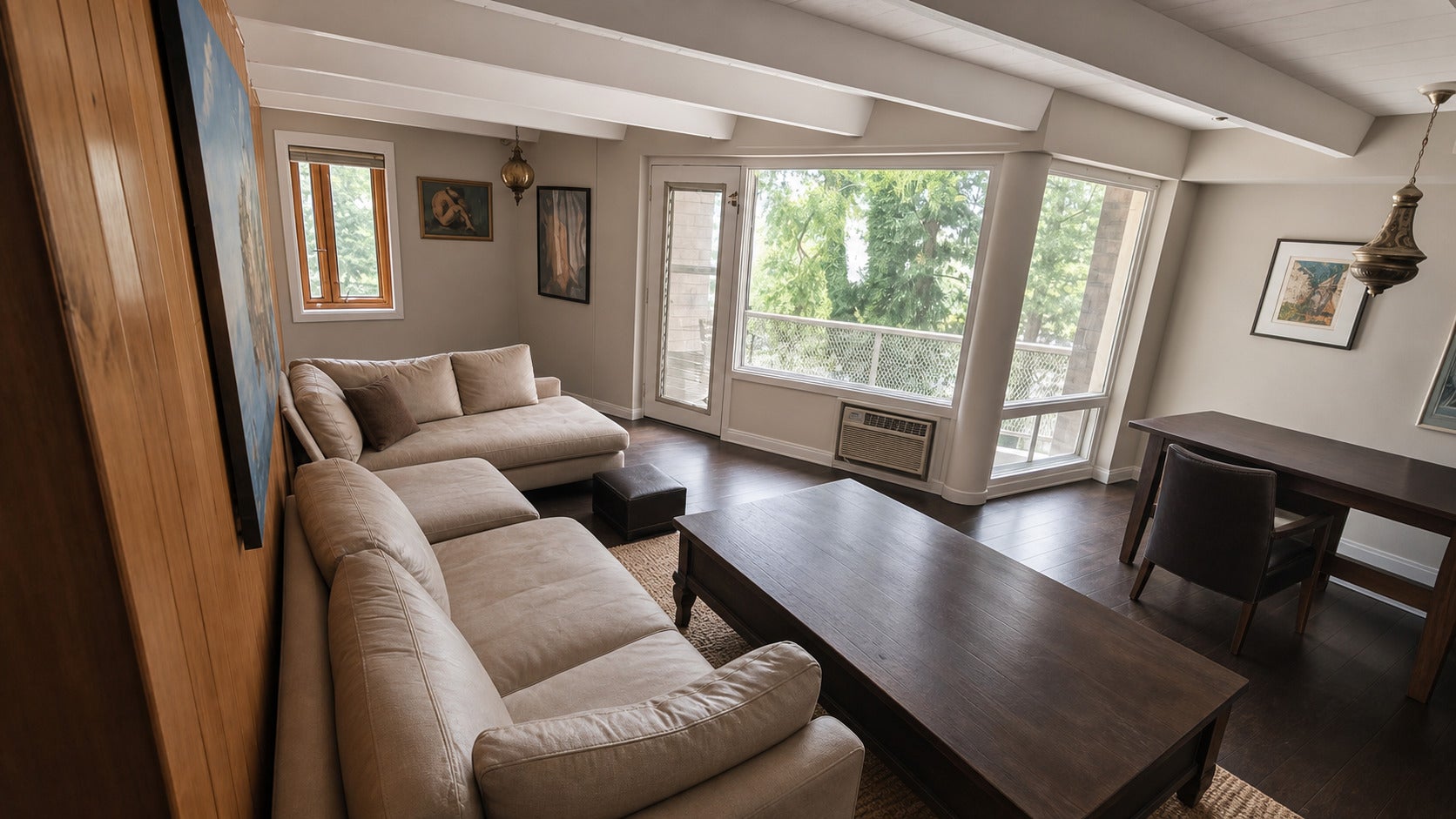 Home in Chicago, IL 60626 — photo 2