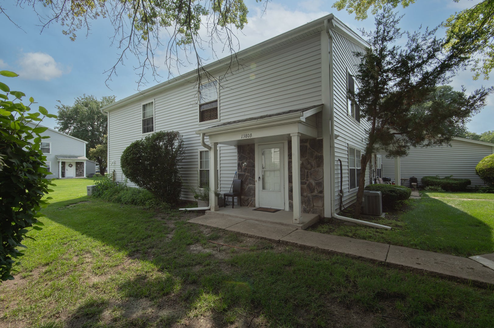 1380 N Glen Circle B — photo