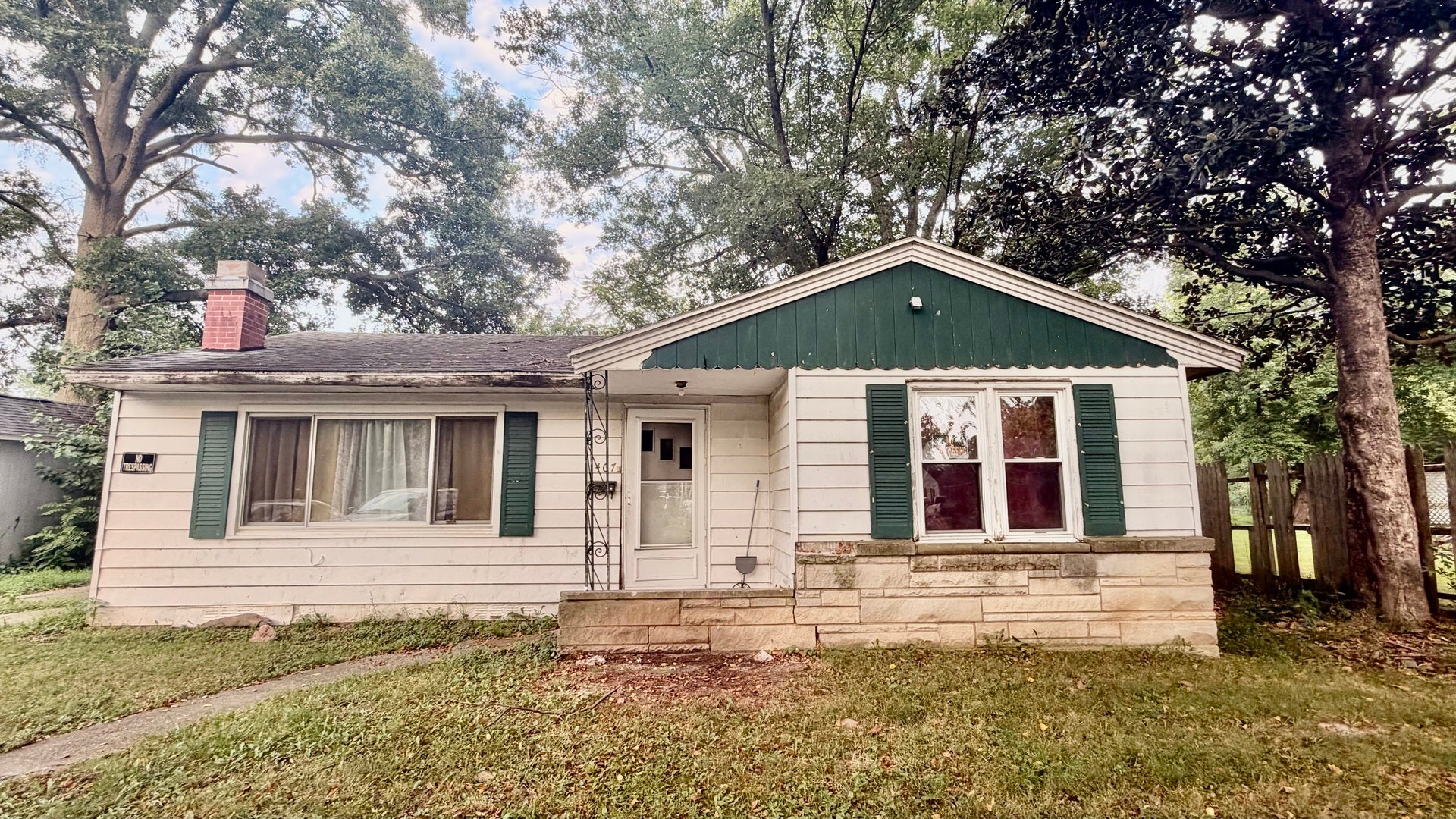 1407 S Sycamore Street — photo
