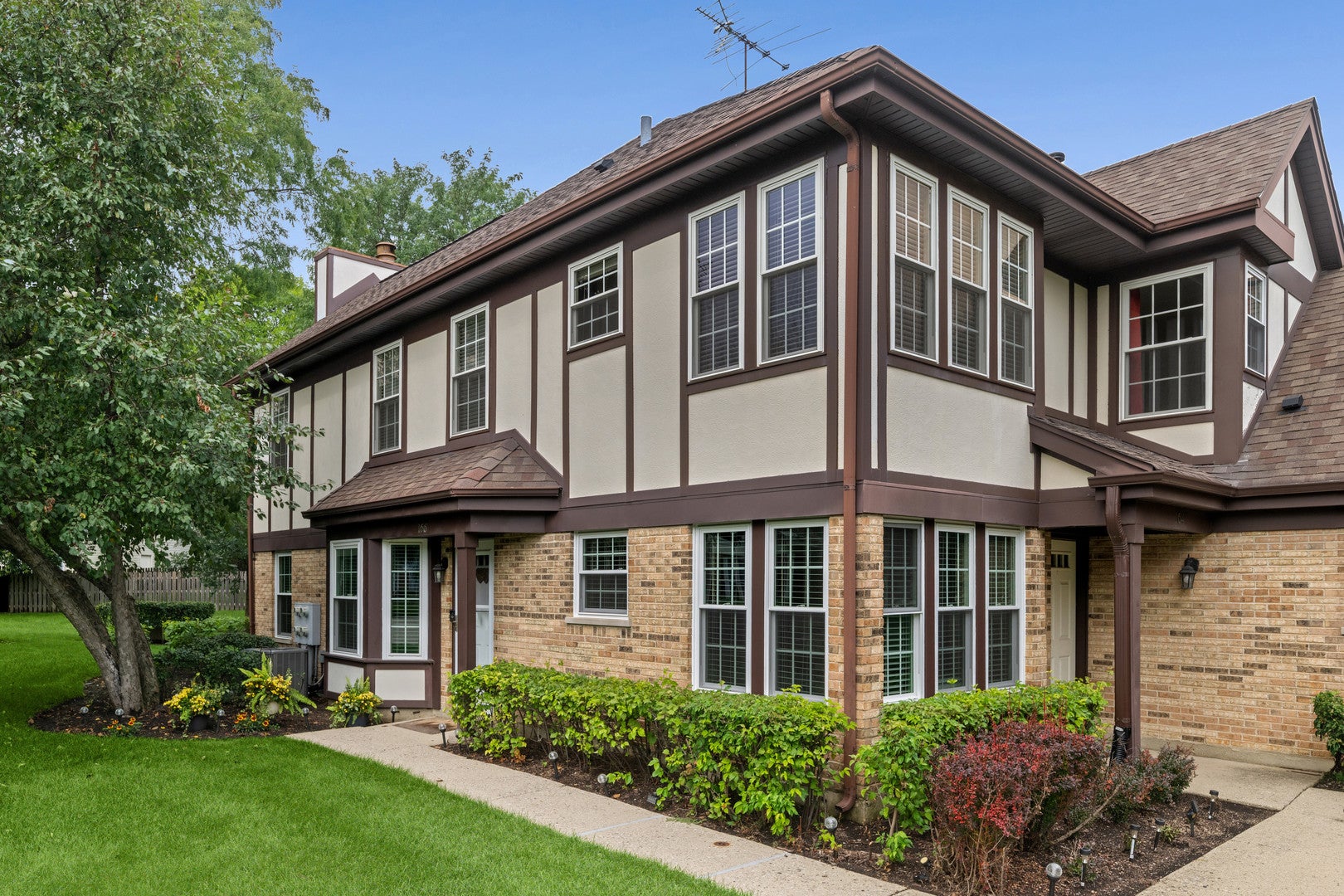 166 White Branch Court — photo