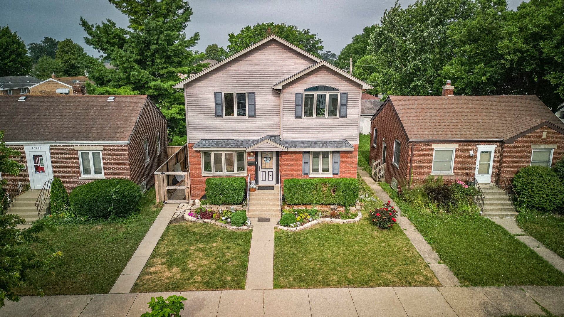 10804 S Ridgeway Avenue — photo