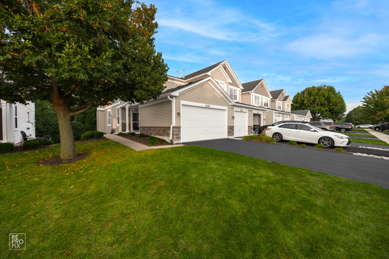 2335 Overlook Court 2335 — photo
