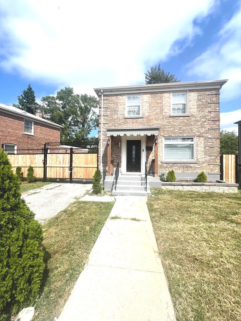 7541 S Hamilton Avenue — photo