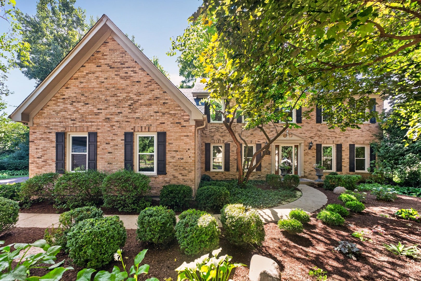 1315 Hawkins Court — photo