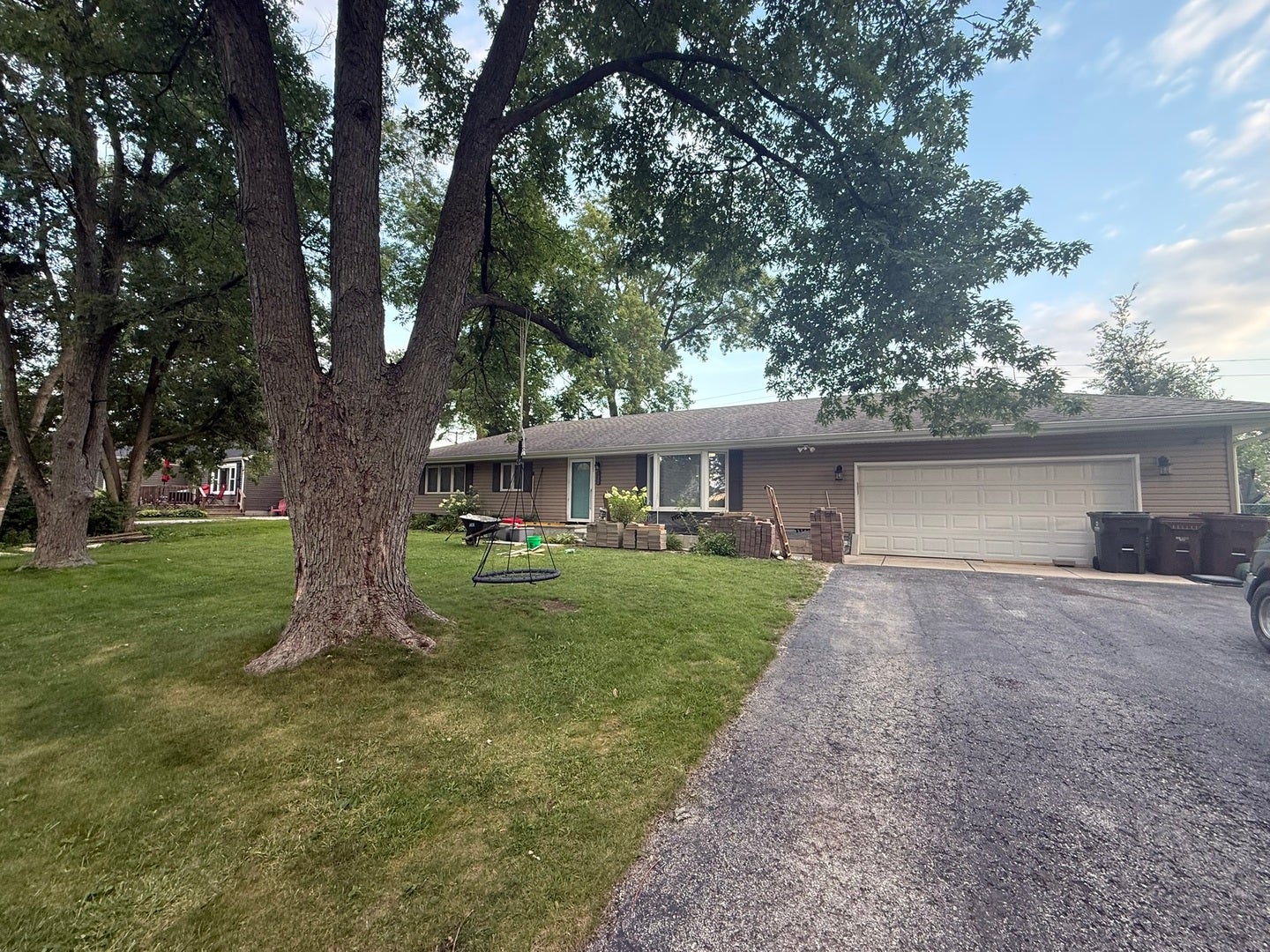 122 Gall Lane — photo