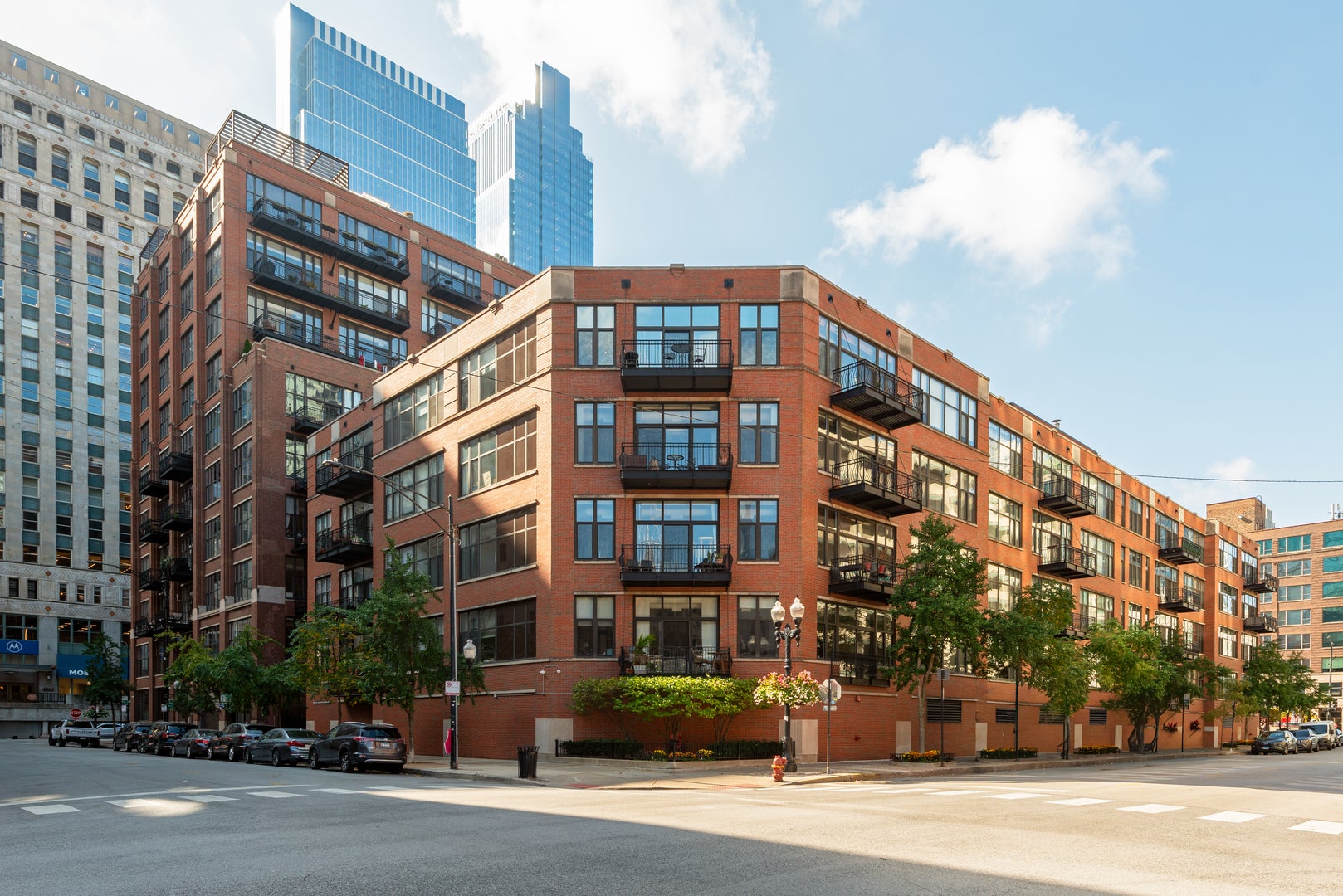 333 W Hubbard Street 801 — photo