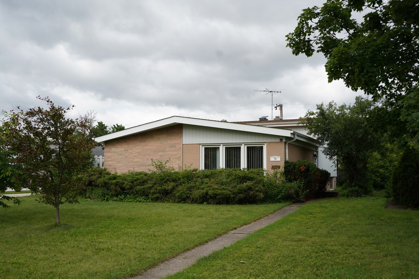 54 Fernwood Drive — photo