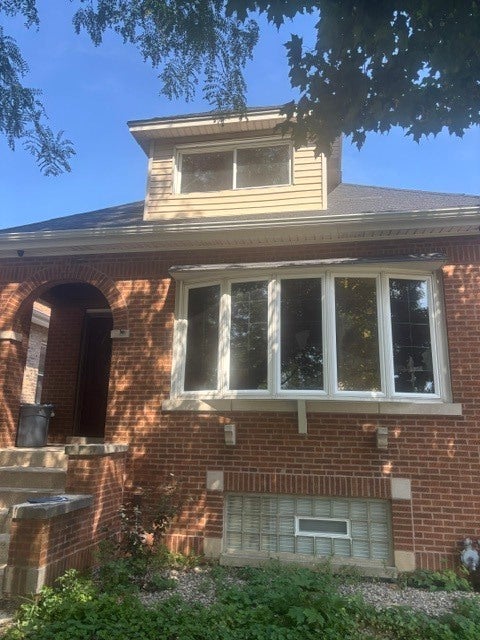 2565 N Erie Street — photo