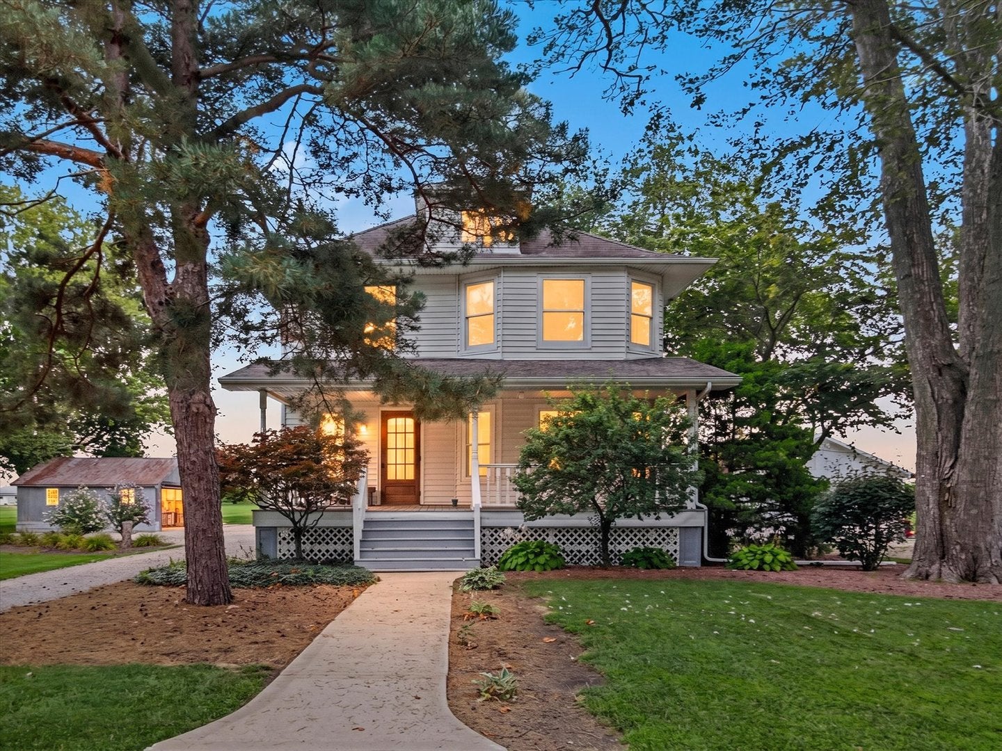 106 S Pine Street — photo