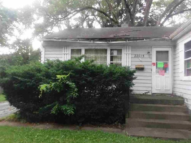 Home in Richton Park, IL 60471 — photo 2