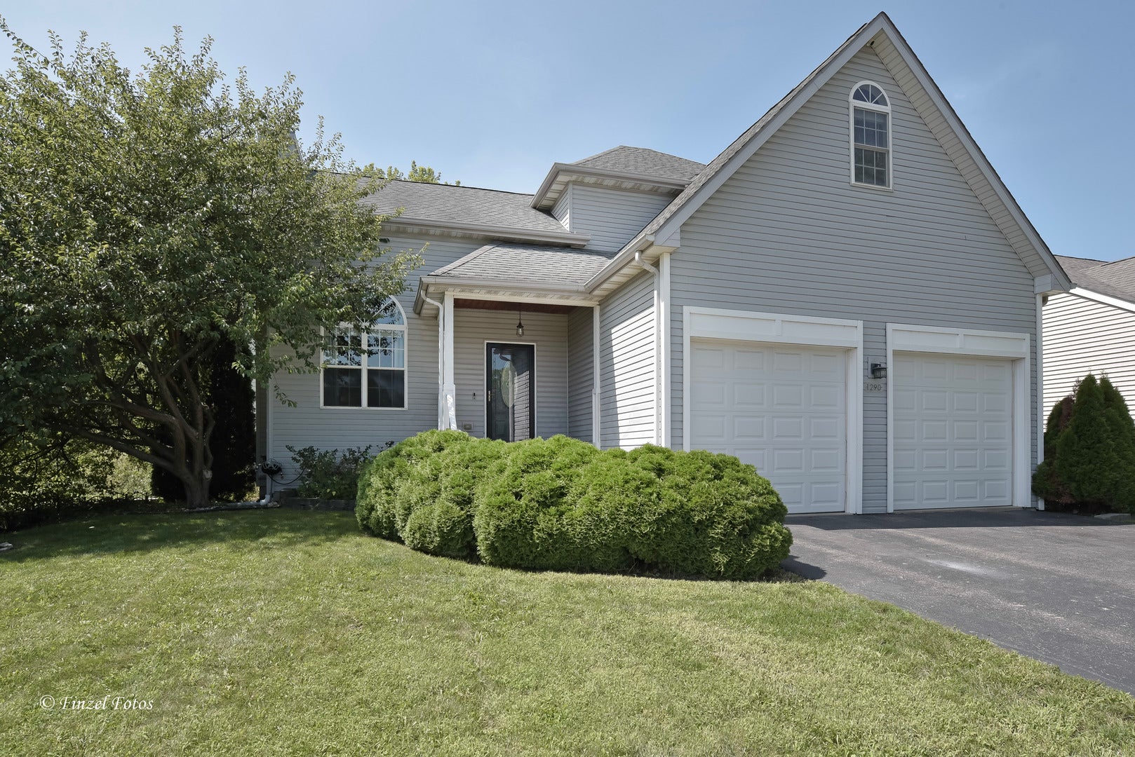 1290 Savanna Lane — photo