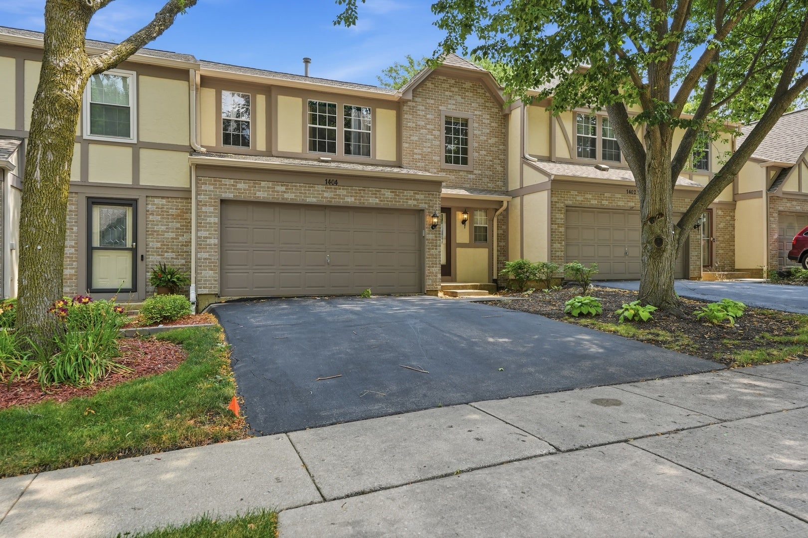 1404 W Sapphire Drive 1404 — photo