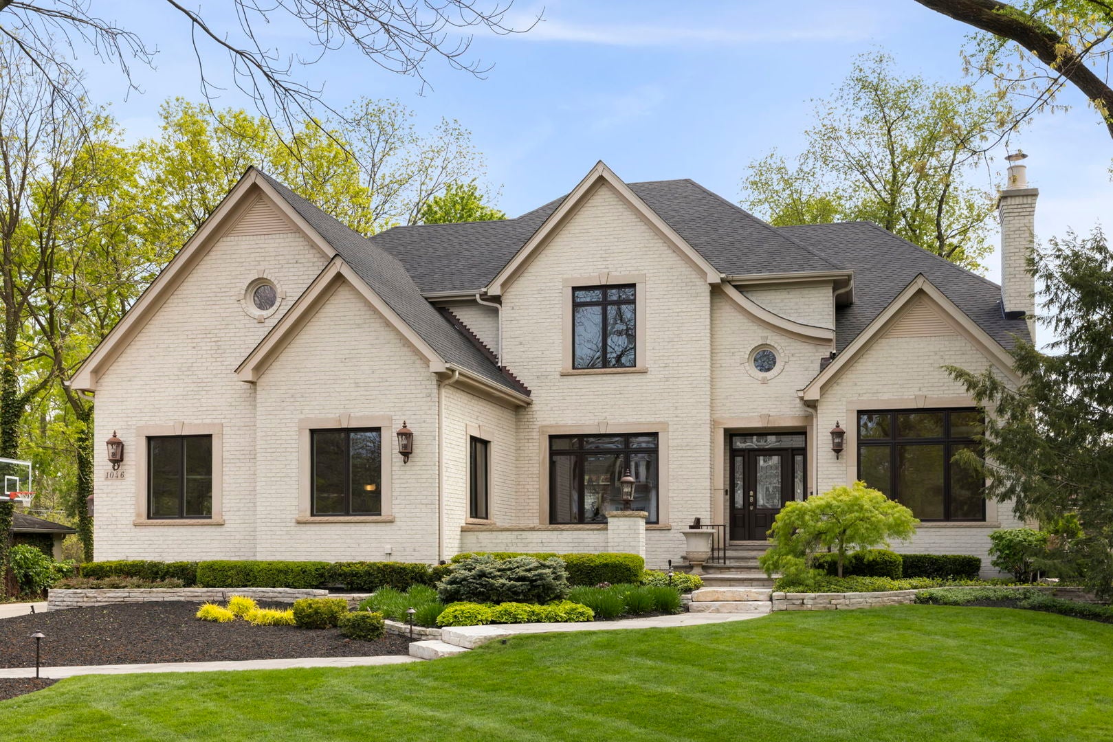 1046 Sylvan Circle — photo