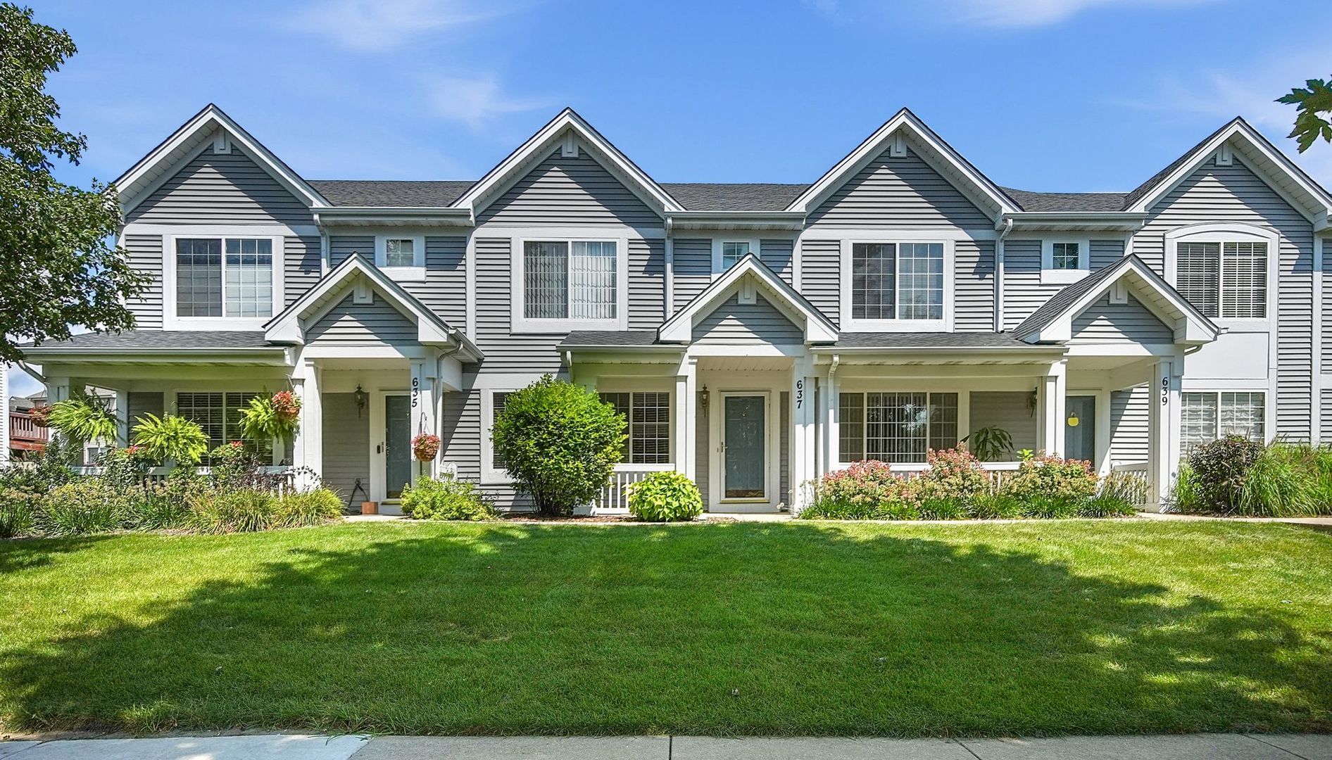 637 Lincoln Station Drive — photo