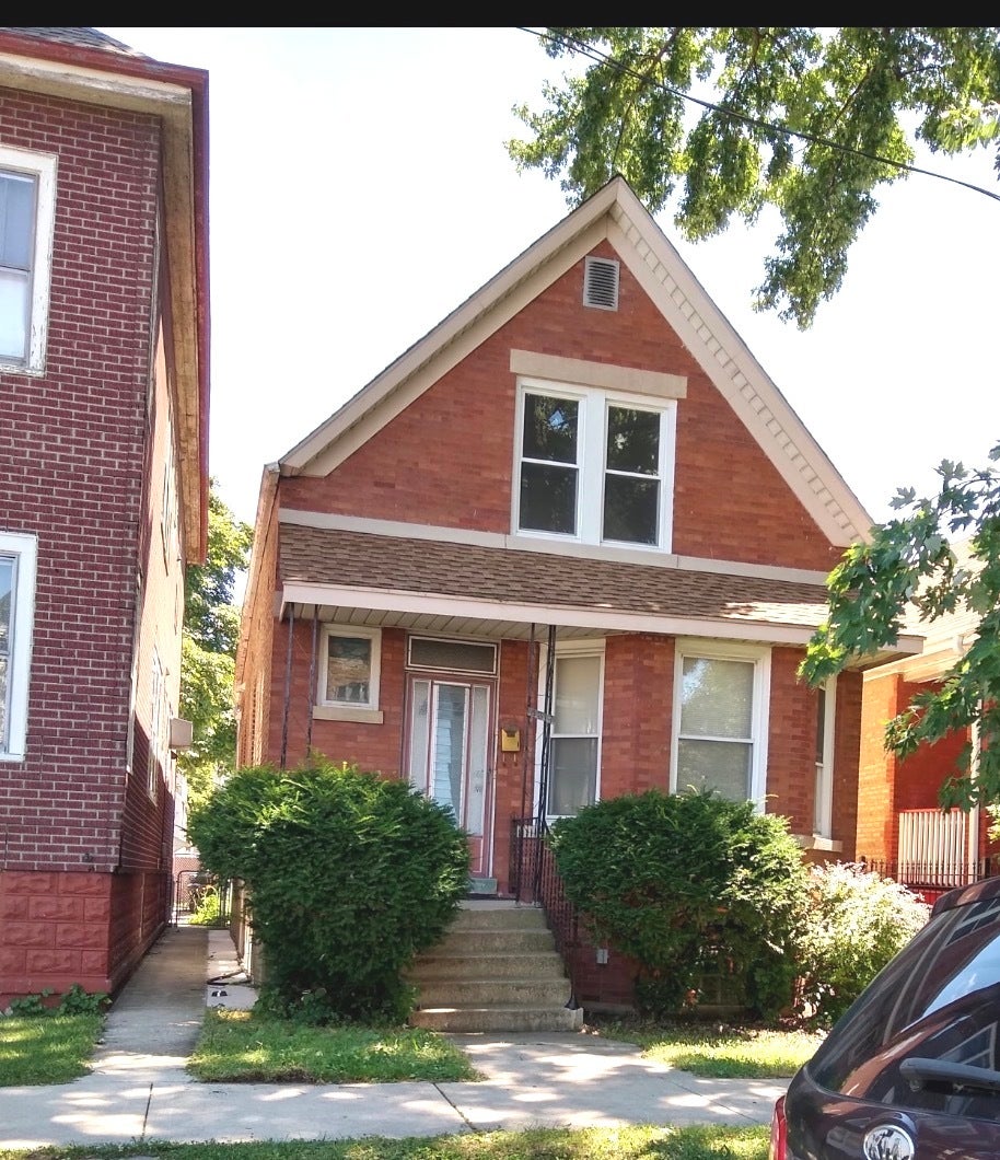 4317 S Maplewood Avenue — photo