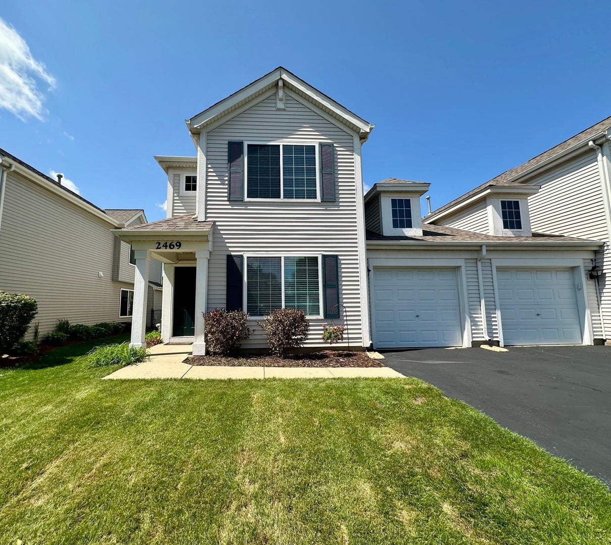 2469 Hillsboro Lane — photo