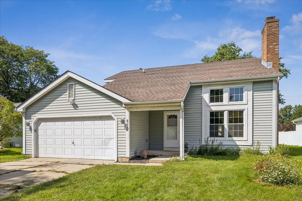 870 Boxwood Drive — photo
