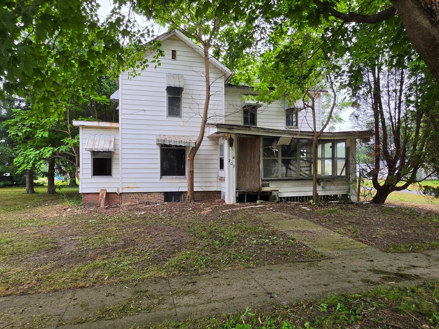 202 S 1st Street — photo