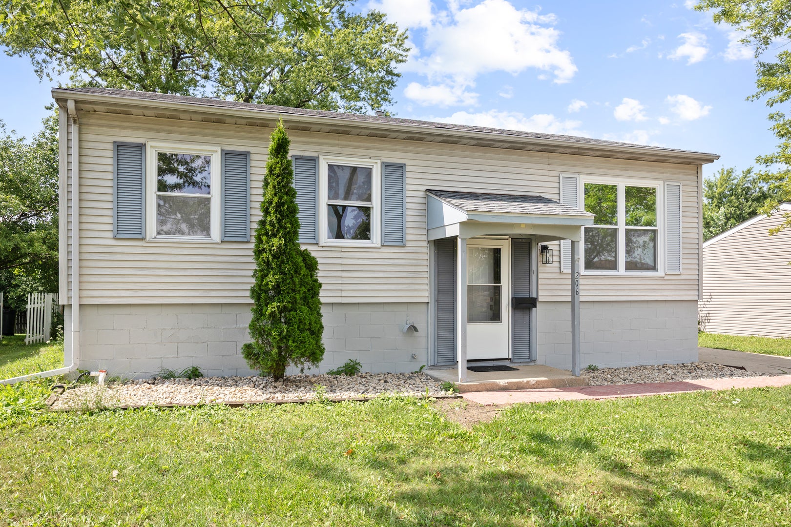 206 Ridge Circle — photo