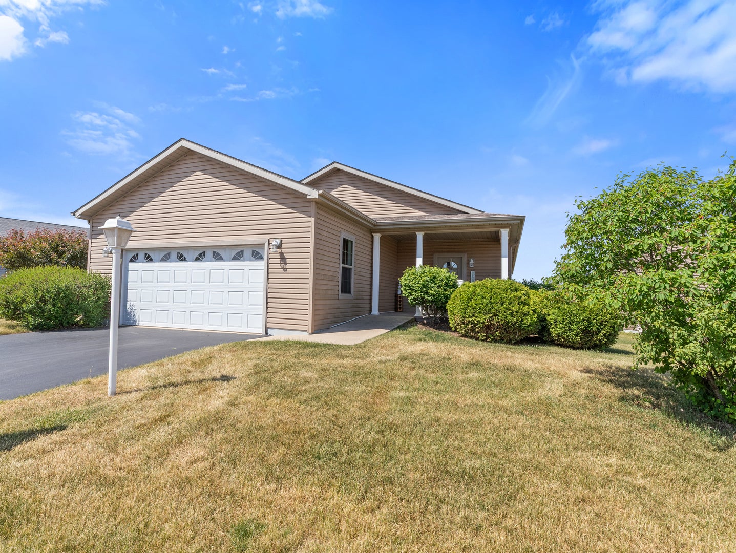 1532 Meadow View Lane — photo