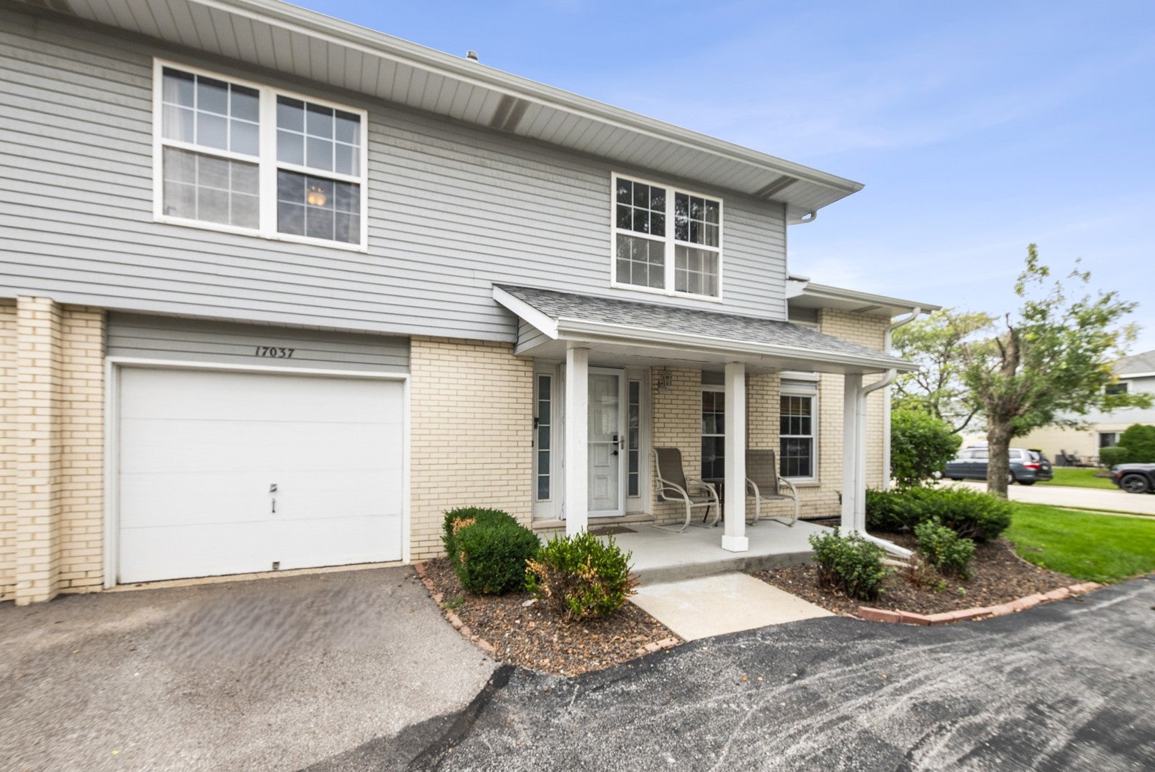 17037 East Circle Drive 17037 — photo