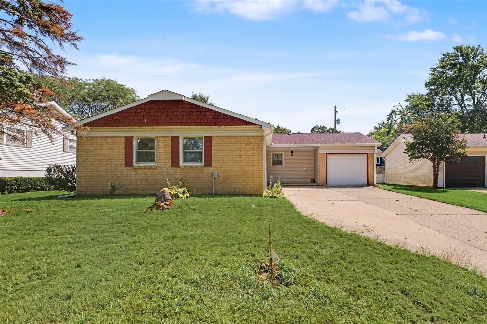 1004 Frank Drive — photo