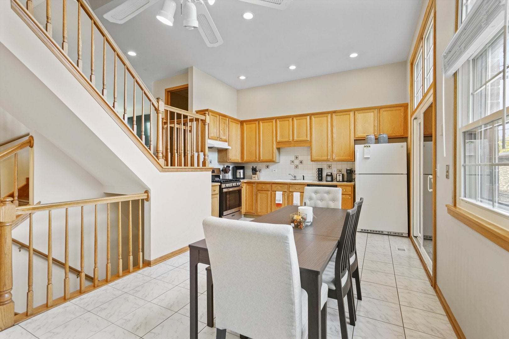 Home in Chicago, IL 60629 — photo 3