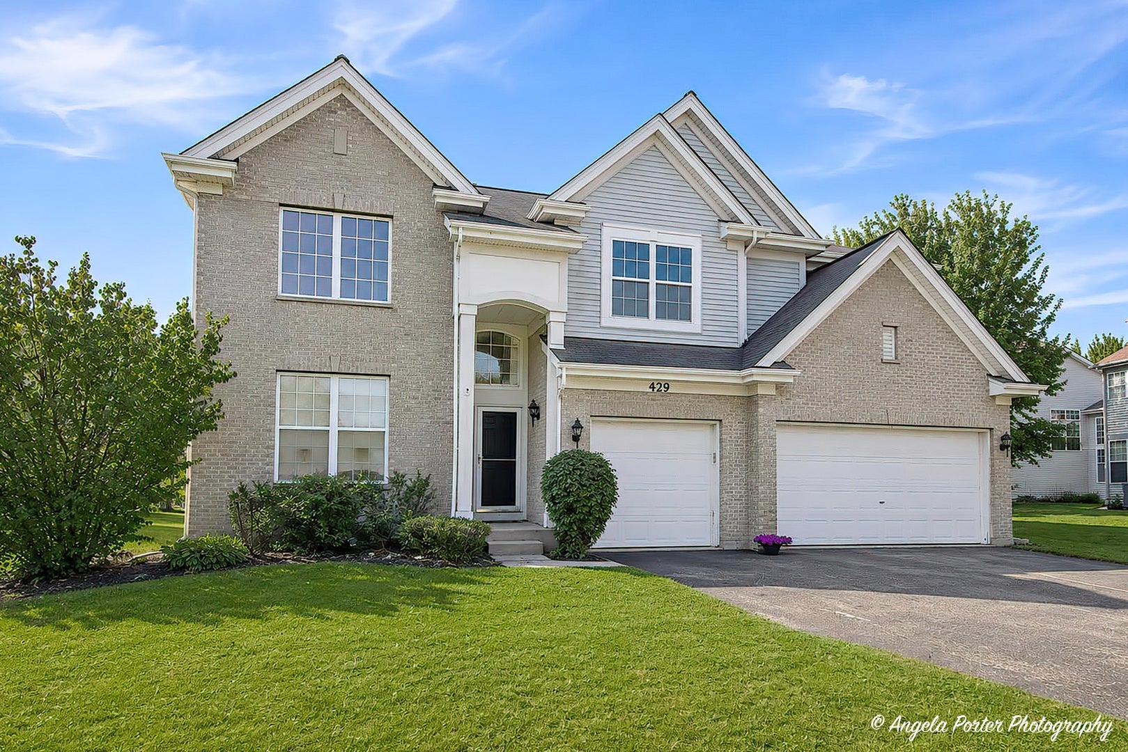 429 W Newbridge Lane — photo