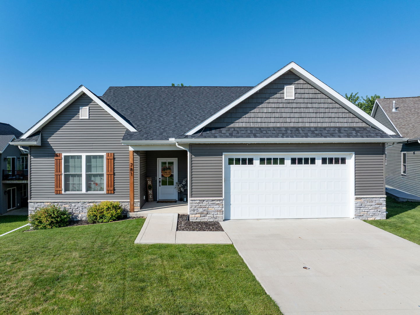 781 Bluestem Court — photo