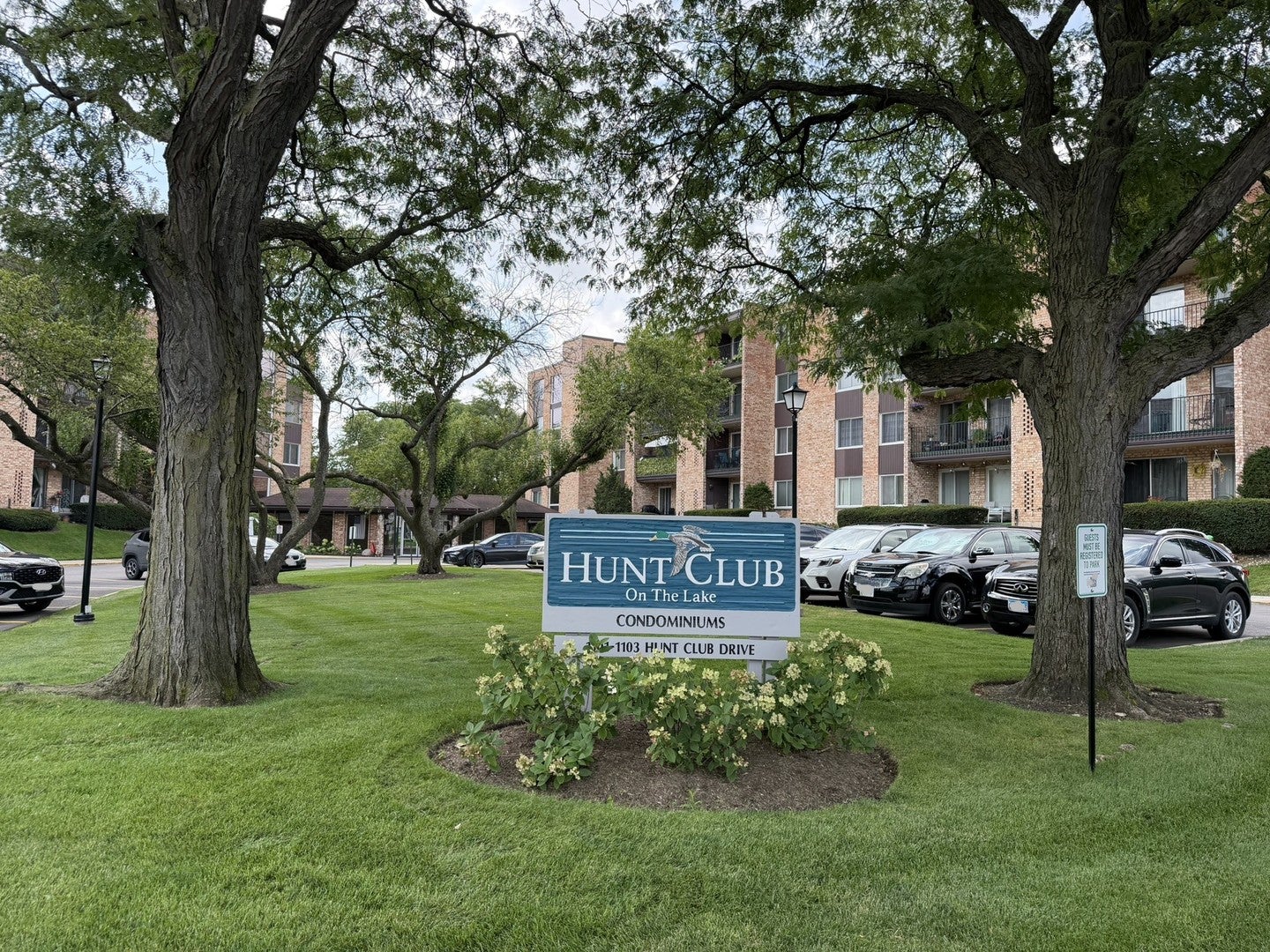 1101 S Hunt Club Drive 214 — photo