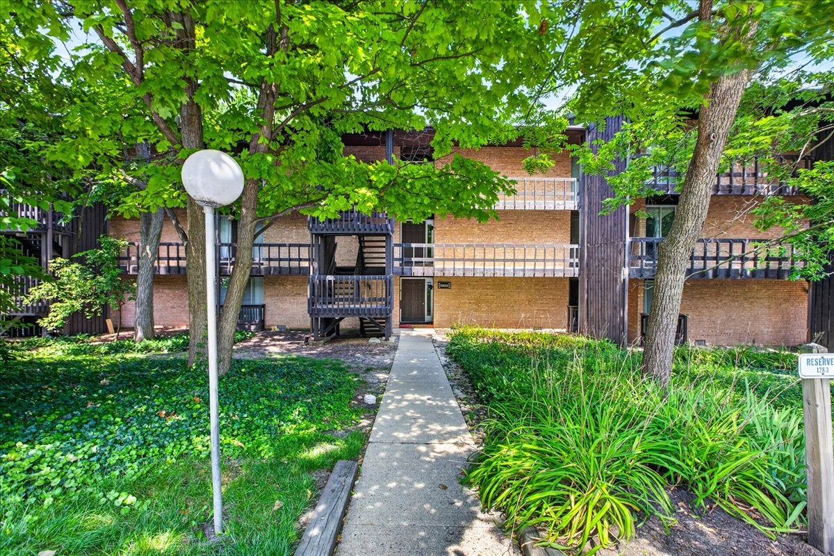5603 Lakeside Drive 3C — photo