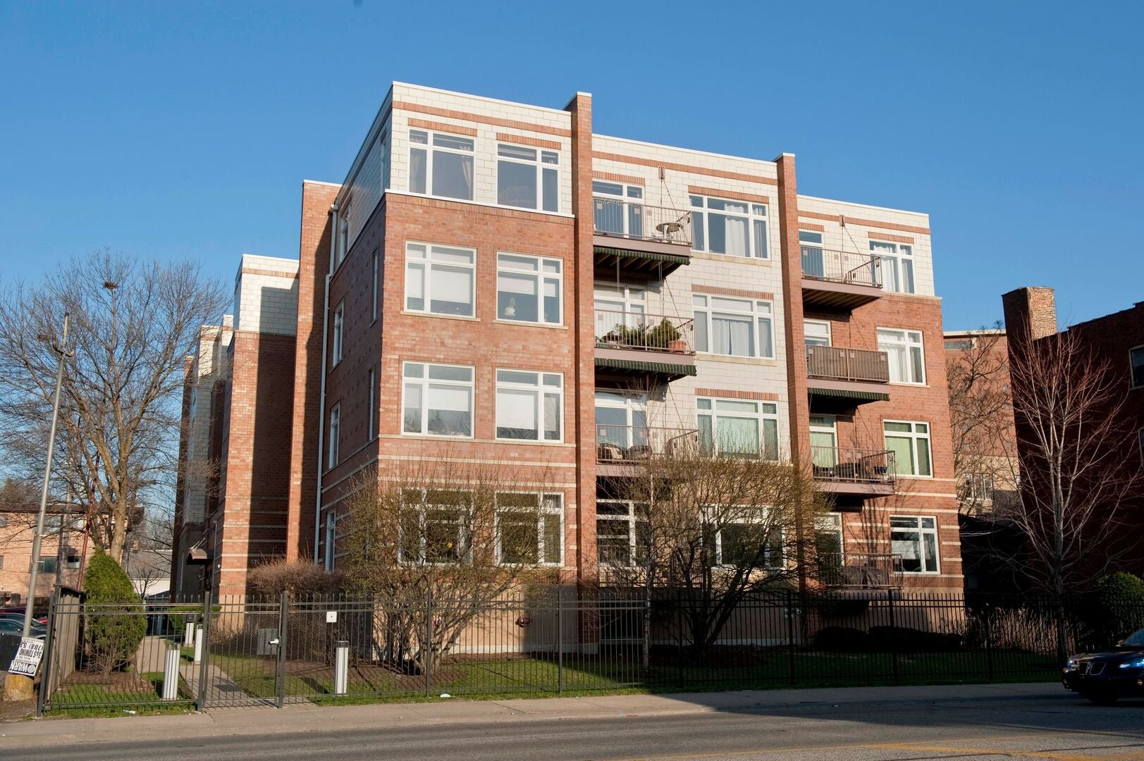 515 N Harlem Avenue 203 — photo