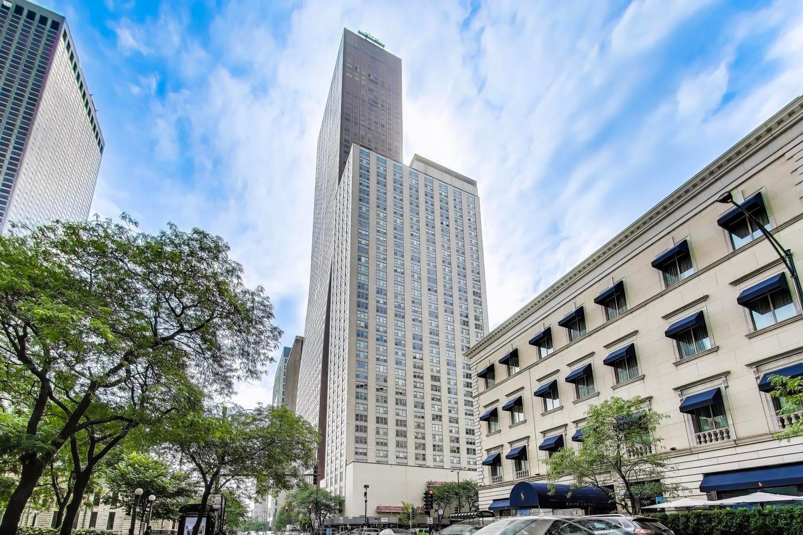 777 N Michigan Avenue 3406 — photo